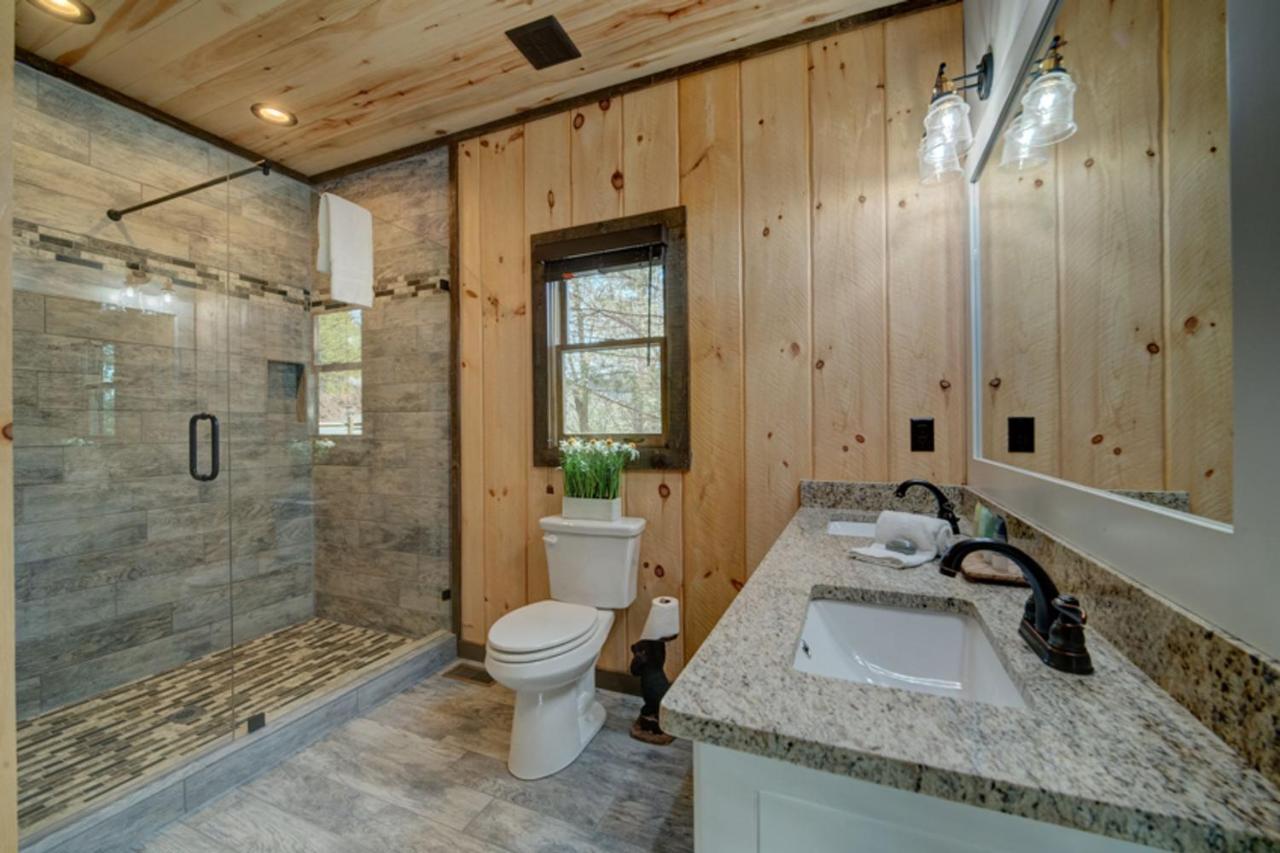 Bear Claw Cabin Blue Ridge Exterior photo