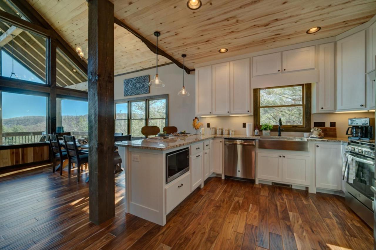 Bear Claw Cabin Blue Ridge Exterior photo