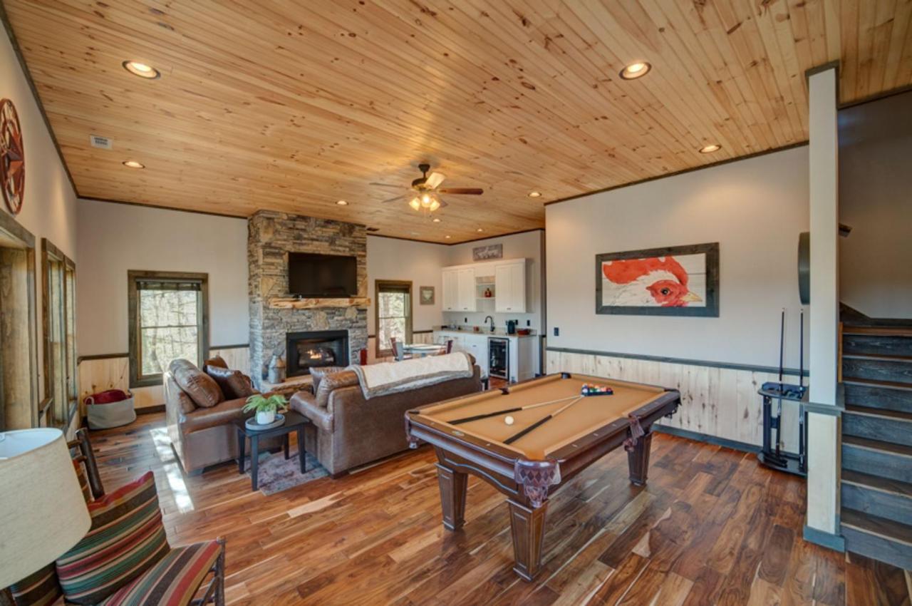 Bear Claw Cabin Blue Ridge Exterior photo