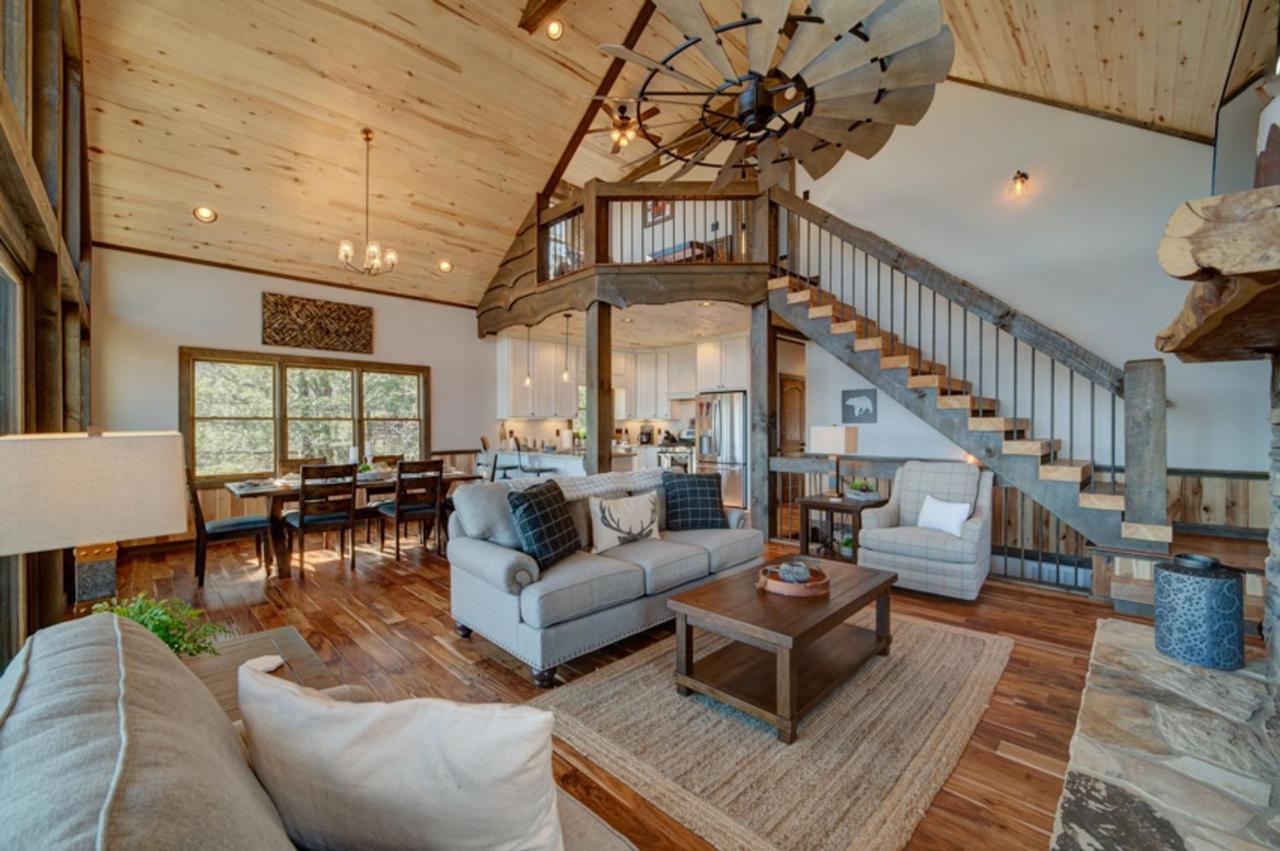 Bear Claw Cabin Blue Ridge Exterior photo